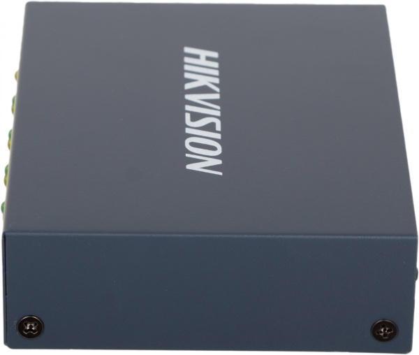 Коммутатор Hikvision DS-3E0105P-E/M(B) 4x100Мбит/с 4PoE+ 35W неуправляемый