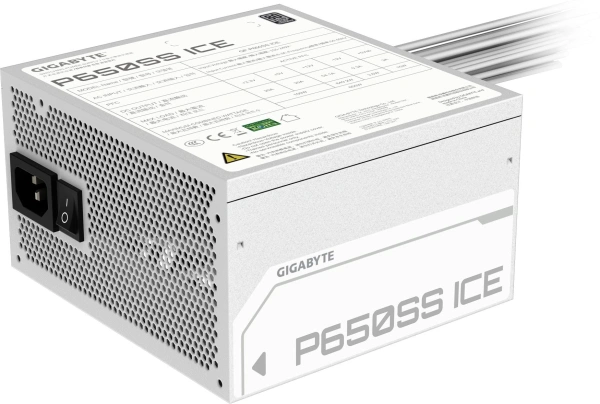 Блок питания Gigabyte ATX 650W GP-P650SS ICE 80+ silver (20+4pin) APFC 120mm fan 5xSATA RTL