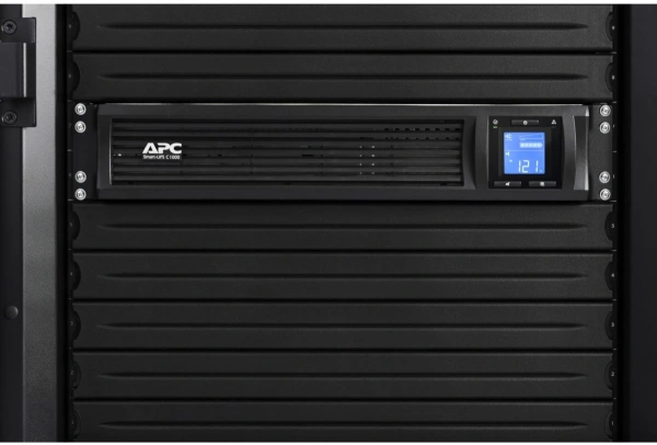 Источник бесперебойного питания APC Smart-UPS C SMC1000I-2UC 600Вт 1000ВА черный