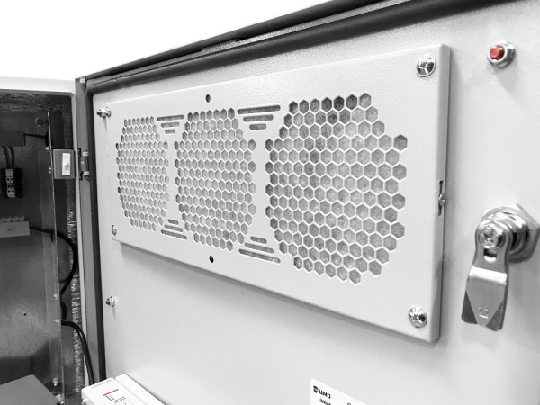 Шкаф коммутационный ЦМО (ШТВ-Н-15.6.3-4ААА-Т1) настенный 15U 600x300мм пер.дв.металл несъемн.бок.пан. 150кг серый 57кг 800мм IP54 с вентилятором с нагревателем укомплектованный